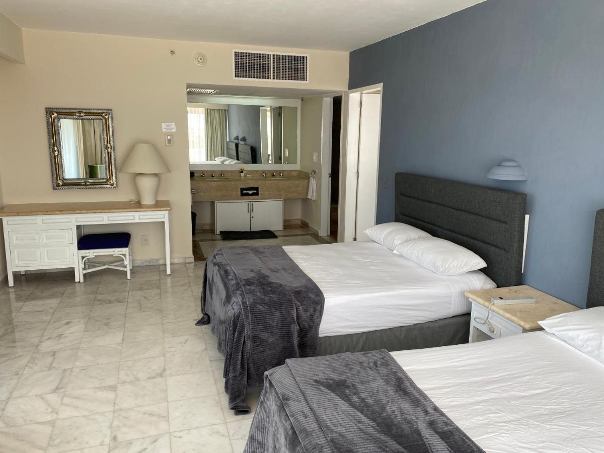 Condo In Ocean Front Resort Cancún Extérieur photo