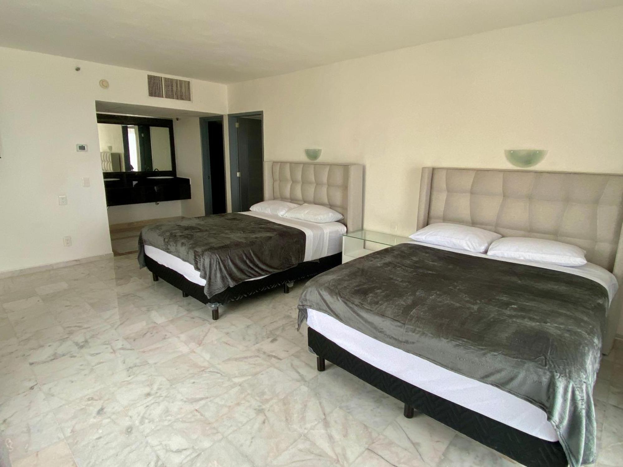 Condo In Ocean Front Resort Cancún Chambre photo